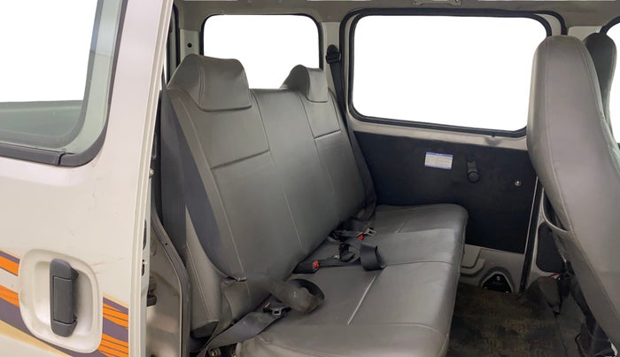 2021 Maruti Eeco 5 STR AC CNG, CNG, Manual, 18,100 km, Right Side Rear Door Cabin