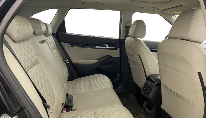 2020 KIA SELTOS HTX IVT 1.5 PETROL, Petrol, Automatic, 58,611 km, Right Side Rear Door Cabin