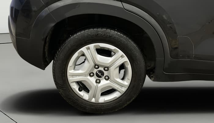 2022 KIA SONET HTK PLUS 1.0 IMT, Petrol, Manual, 39,528 km, Right Rear Wheel