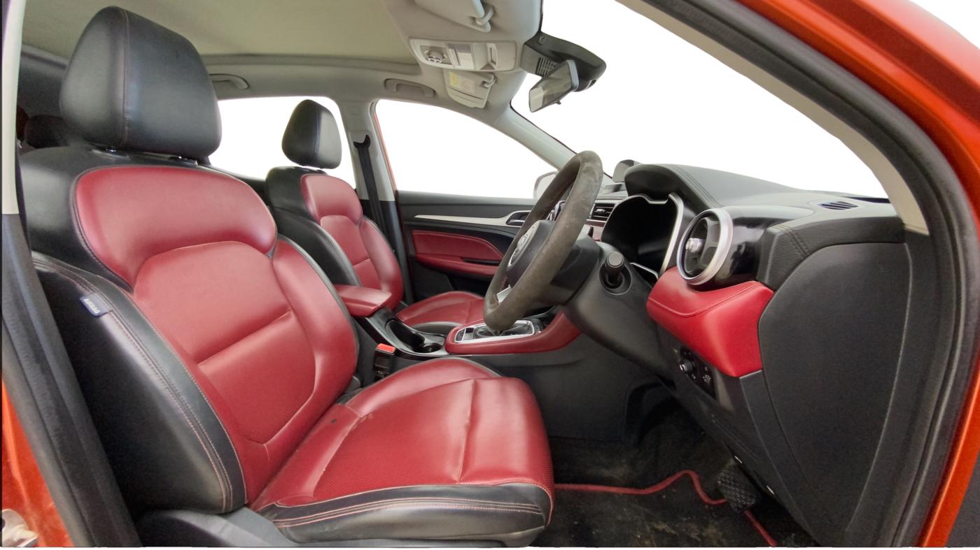 2021 MG ASTOR SAVVY 1.5 CVT S RED, Petrol, Automatic, 44,832 km, Right Side Front Door Cabin