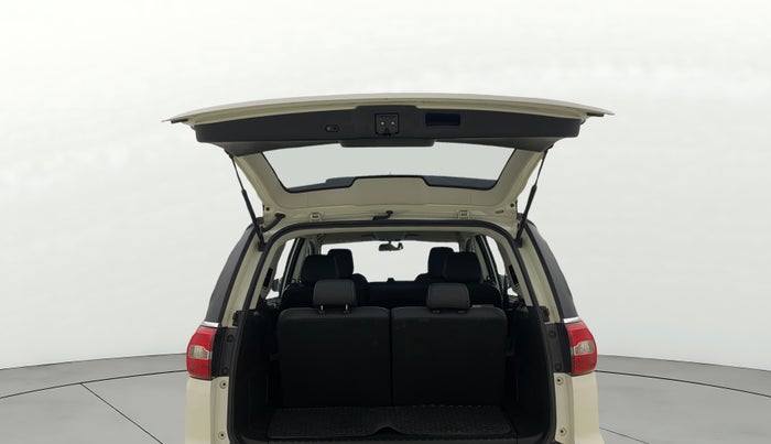 2019 Tata Hexa XT 4X4 7 STR, Diesel, Manual, 30,376 km, Boot Door Open