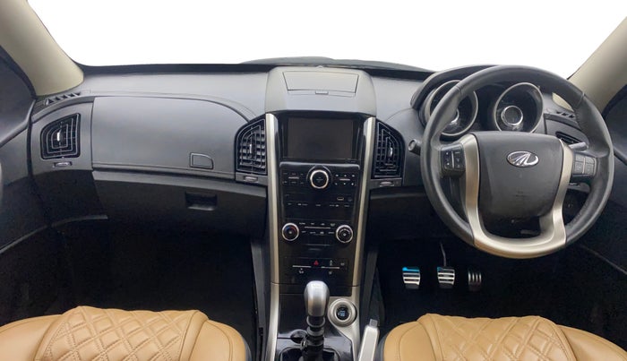 2021 Mahindra XUV500 W11, Diesel, Manual, 65,170 km, Dashboard