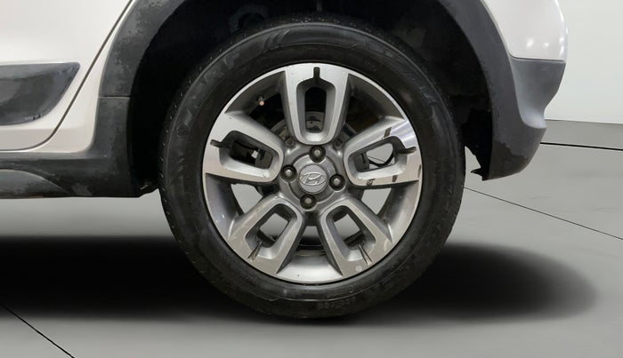 2016 Hyundai i20 Active 1.2 S, Petrol, Manual, 53,799 km, Left Rear Wheel