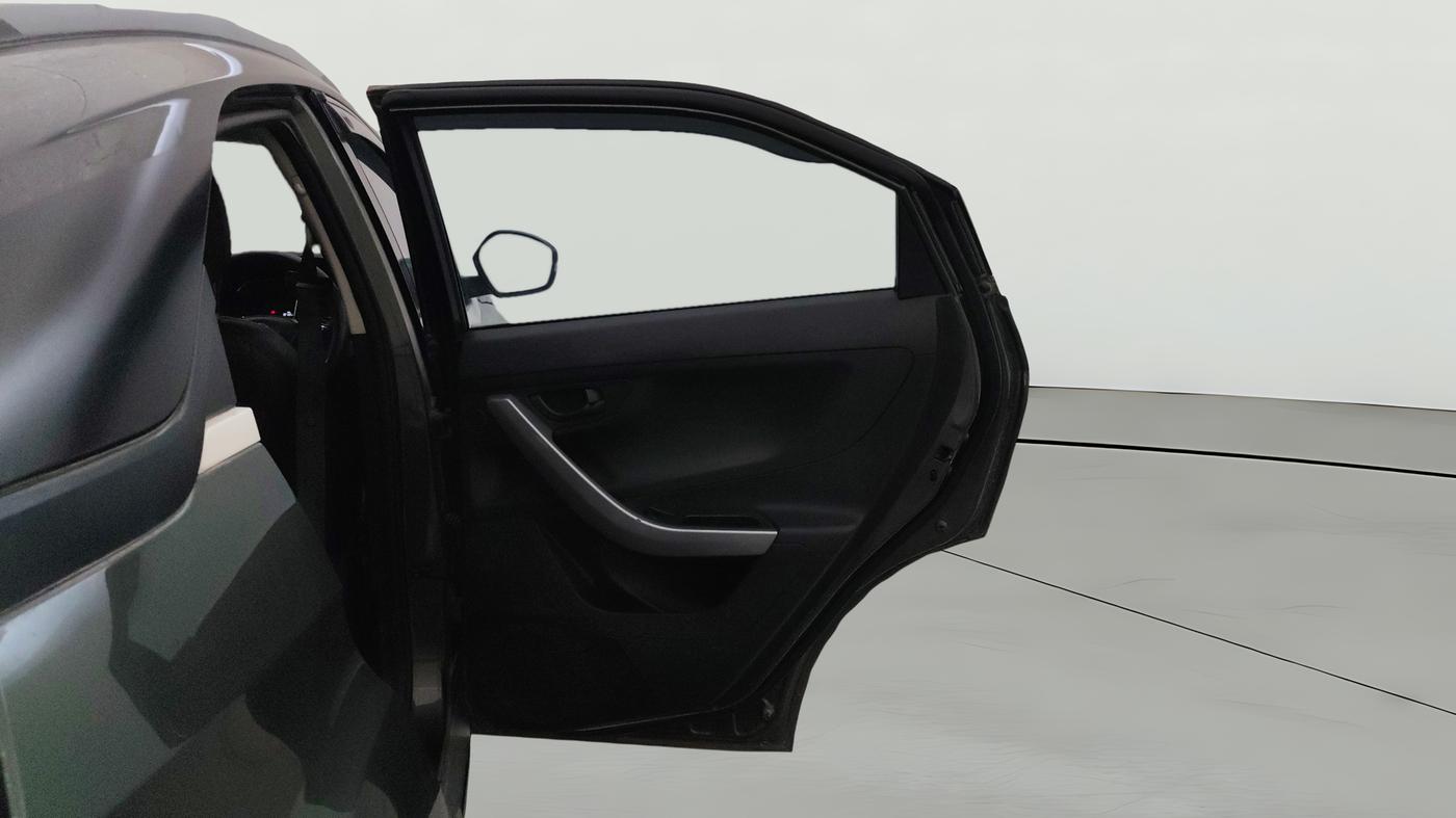 2022 Tata NEXON XM SUNROOF PETROL, Petrol, Manual, 32,132 km, RHS Rear Door