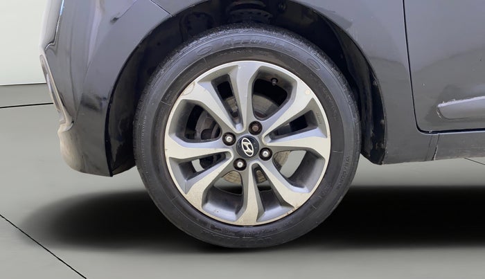 2015 Hyundai Xcent SX AT 1.2 (O), Petrol, Automatic, 57,402 km, Left Front Wheel