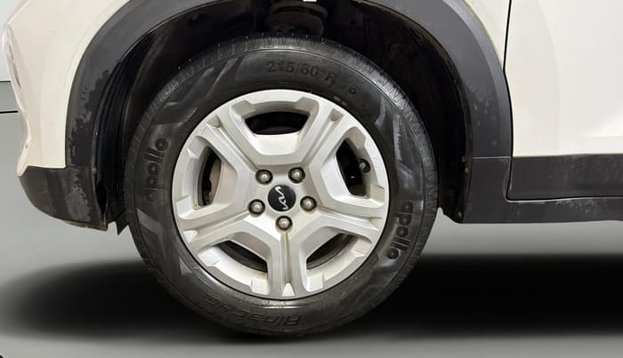 2021 KIA SONET HTK PLUS 1.2, Petrol, Manual, 40,140 km, Left Front Wheel