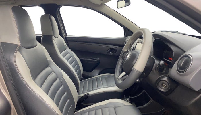 2017 Renault Kwid RXT 1.0 AMT, Petrol, Automatic, 74,551 km, Right Side Front Door Cabin