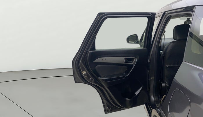 2018 Maruti Vitara Brezza ZDI, Diesel, Manual, 85,198 km, LHS Rear Door