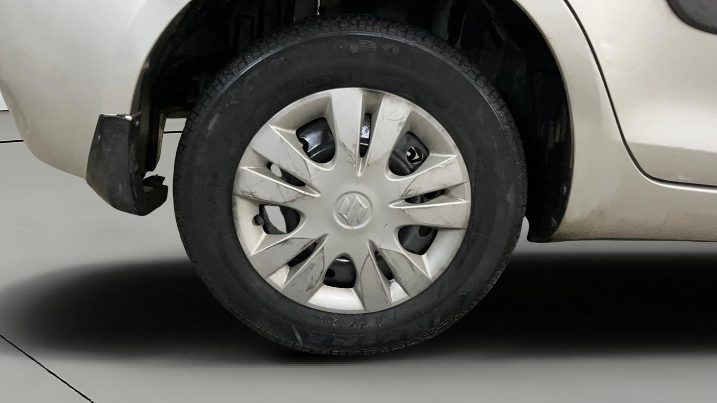 2014 Maruti Swift Dzire VXI, Petrol, Manual, 29,570 km, Right Rear Wheel