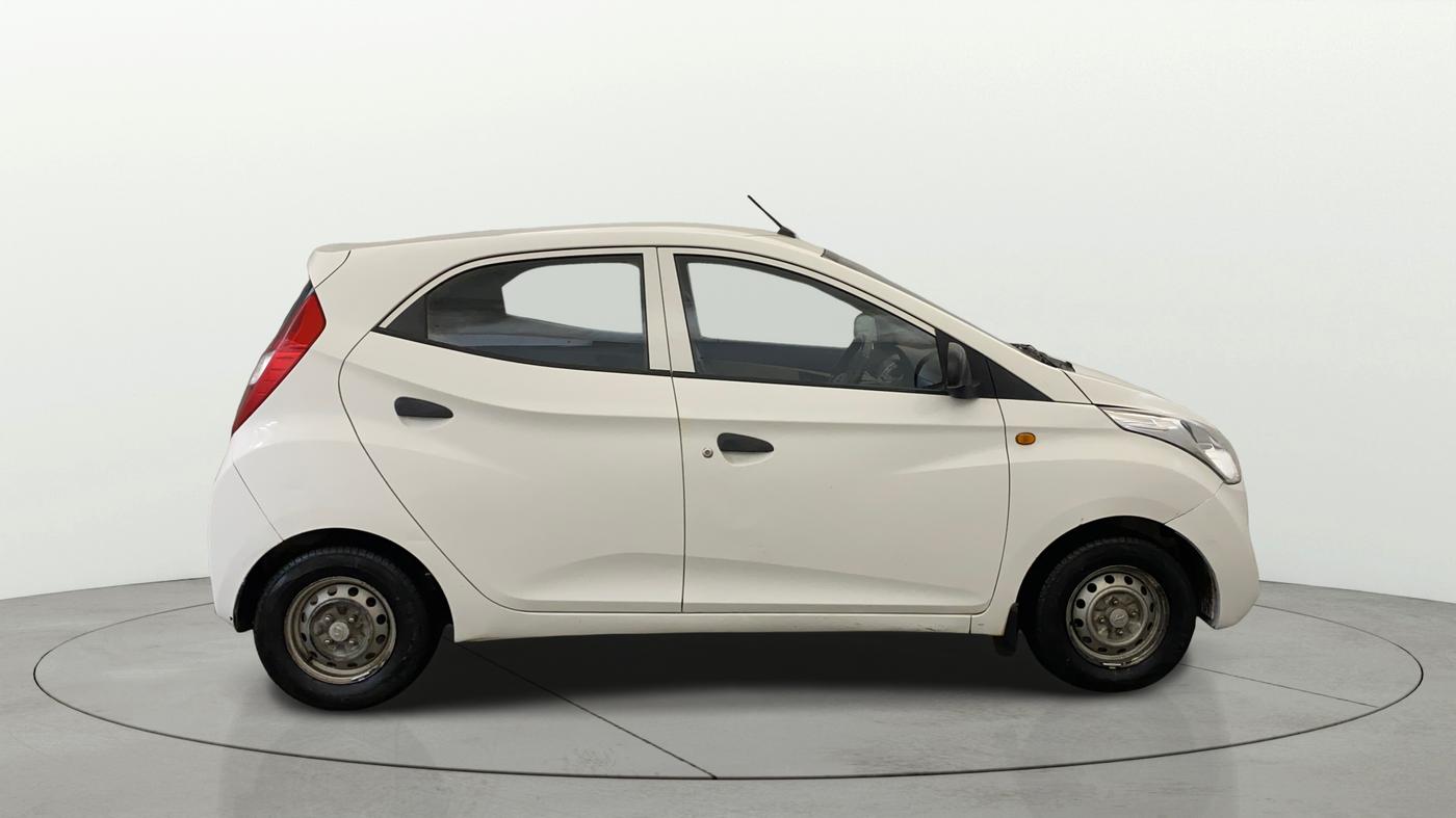 2014 Hyundai Eon ERA +, Petrol, Manual, 79,707 km, Right Side View