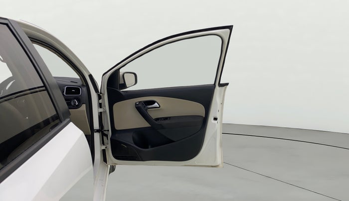 2013 Volkswagen Polo HIGHLINE1.2L, Petrol, Manual, 86,334 km, RHS Front Door