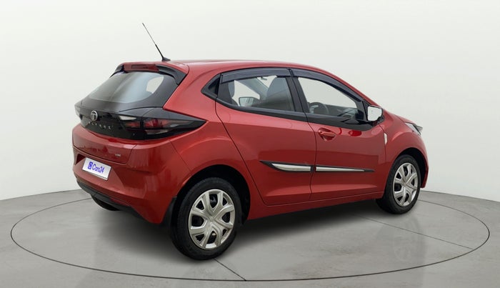 2025 Tata ALTROZ XM PLUS CNG, CNG, Manual, 40,018 km, Right Back Diagonal