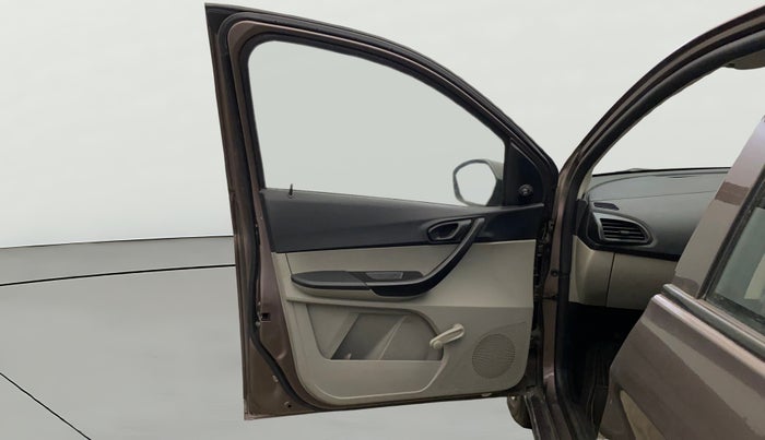 2019 Tata Tiago XE PETROL, Petrol, Manual, 32,346 km, LHS Front Door