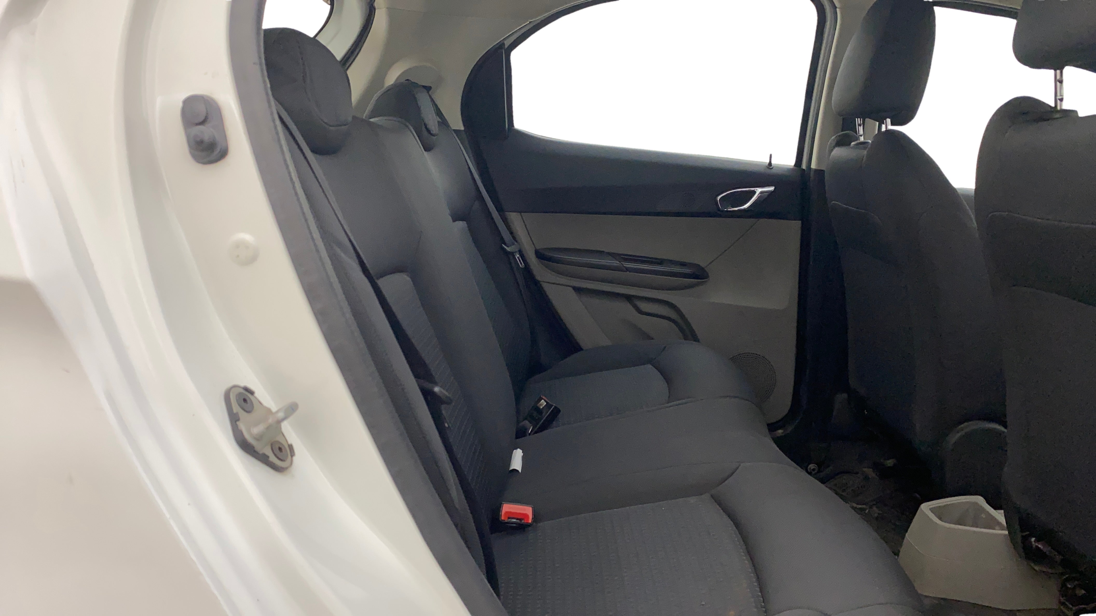 camera-Right-Side-Rear-Door-Cabin