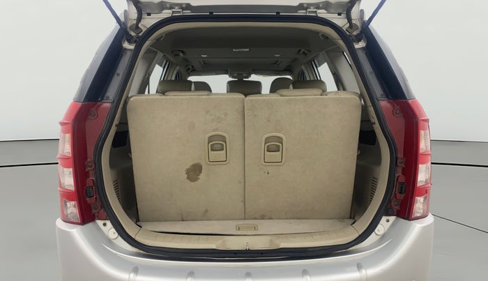 2017 Mahindra XUV500 W10, Diesel, Manual, 82,295 km, Boot Open Zoomed View