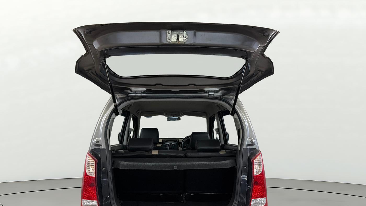 2018 Maruti Wagon R 1.0 VXI AMT, Petrol, Automatic, 34,240 km, Boot Door Open