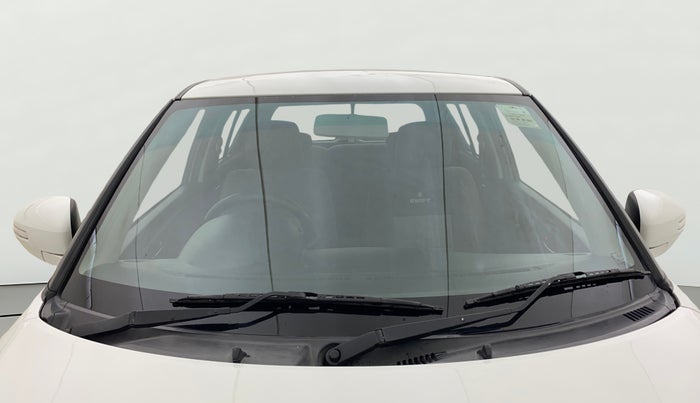 2015 Maruti Swift VXI, Petrol, Manual, 71,857 km, Front Windshield