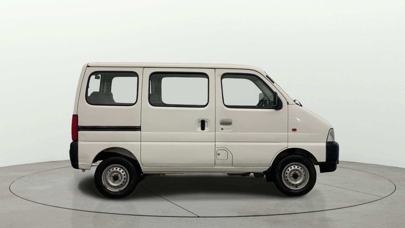 2023 Maruti Eeco 7 STR STD 1.2, Petrol, Manual, 50,063 km, Right Side View