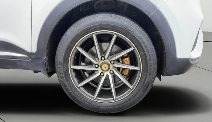 2017 Hyundai Creta E PLUS 1.6 PETROL, Petrol, Manual, 66,782 km, Right Front Wheel