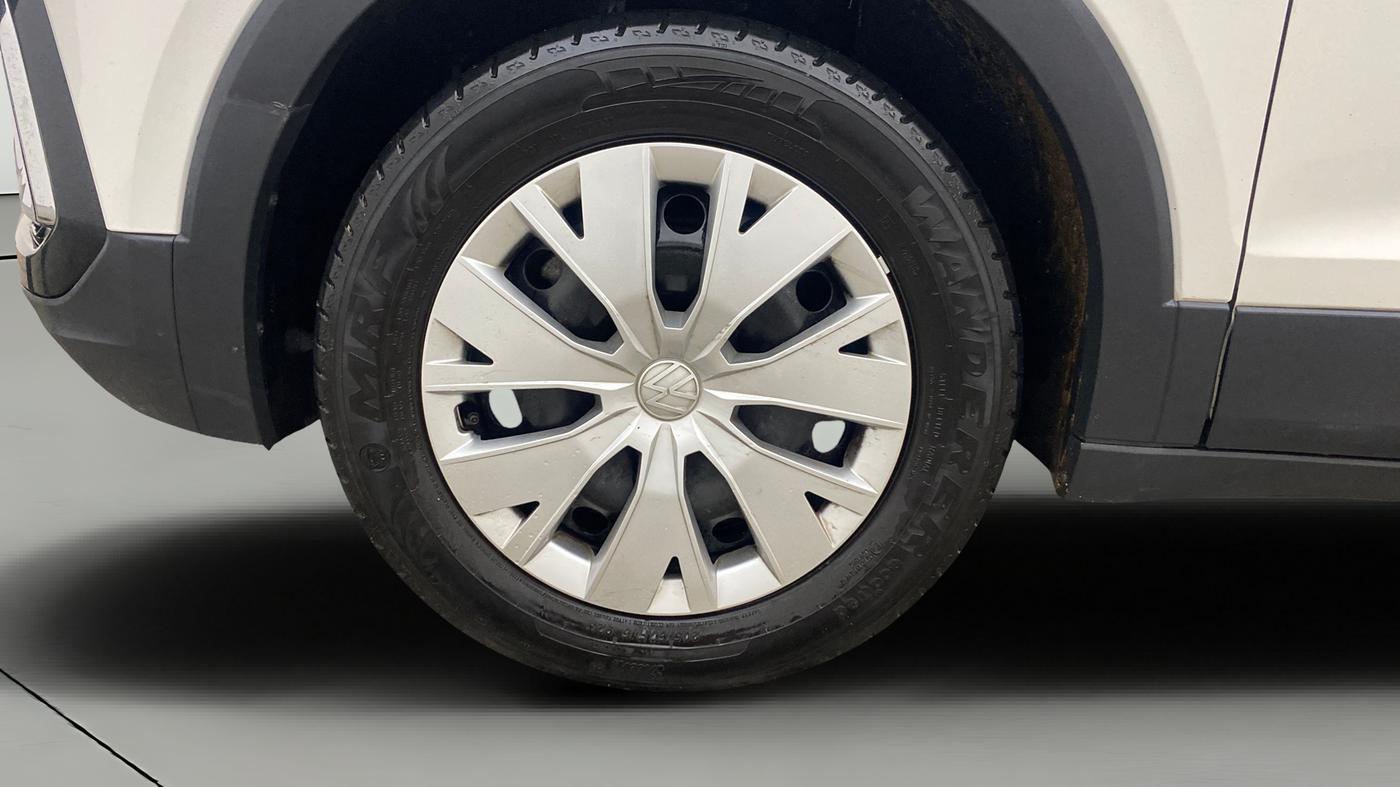 2024 Volkswagen TAIGUN COMFORTLINE 1.0 TSI MT, Petrol, Manual, 14,924 km, Left Front Wheel