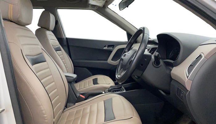 2017 Hyundai Creta SX PLUS AT 1.6 PETROL, Petrol, Automatic, 26,882 km, Right Side Front Door Cabin