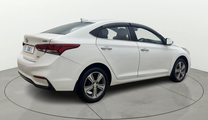 2018 Hyundai Verna 1.6 CRDI SX + AT, Diesel, Automatic, 1,01,963 km, Right Back Diagonal