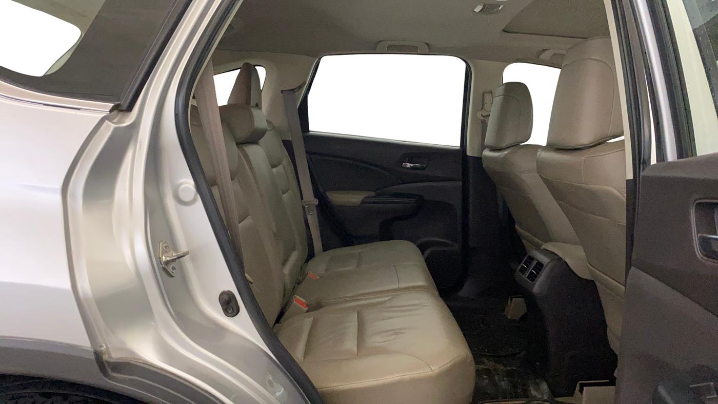 2015 Honda CRV 2.4 AWD AT, Petrol, Automatic, 1,00,255 km, Right Side Rear Door Cabin