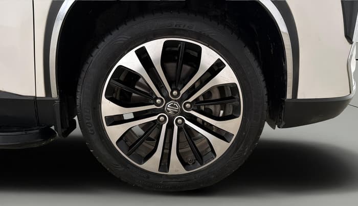 2022 MG HECTOR PLUS SHARP 2.0 DIESEL TURBO MT 6-STR, Diesel, Manual, 44,951 km, Right Front Wheel
