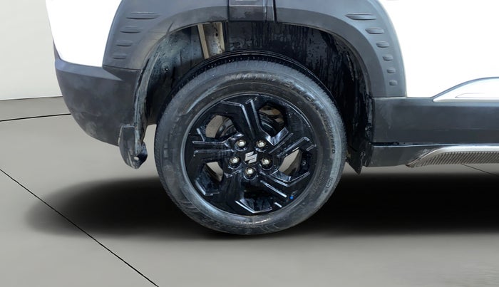 2022 Maruti BREZZA ZXI SMART HYBRID , Petrol, Manual, 77,810 km, Right Rear Wheel