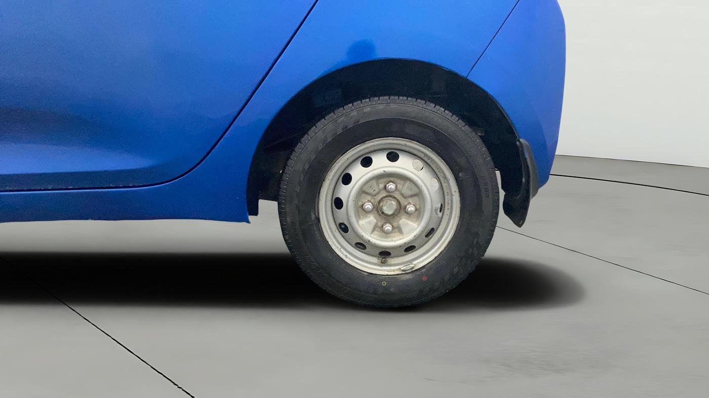 2013 Hyundai Eon ERA +, Petrol, Manual, 91,287 km, Left Rear Wheel