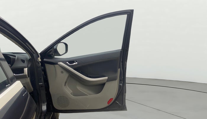 2019 Tata NEXON XZA PLUS DIESEL, Diesel, Automatic, 96,837 km, RHS Front Door