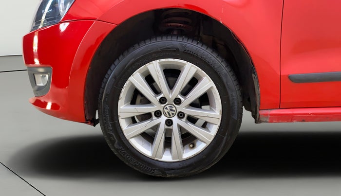 2013 Volkswagen Polo HIGHLINE DIESEL, Diesel, Manual, 52,206 km, Left Front Wheel