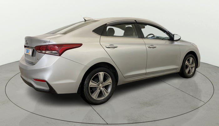 2017 Hyundai Verna 1.6 VTVT SX, Petrol, Manual, 51,658 km, Right Back Diagonal