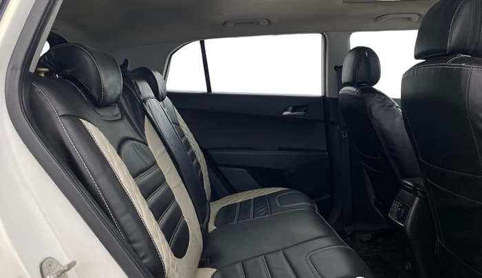 2019 Hyundai Creta SX SPORTS EDITION 1.6 PETROL DUAL TONE, Petrol, Manual, 35,189 km, Right Side Rear Door Cabin