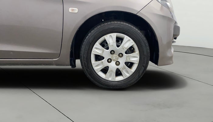 2015 Honda Brio S MT, Petrol, Manual, 98,467 km, Right Front Wheel