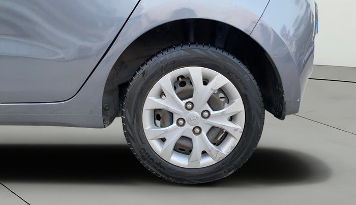 2016 Hyundai Grand i10 MAGNA 1.2 KAPPA VTVT, Petrol, Manual, 1,32,973 km, Left Rear Wheel