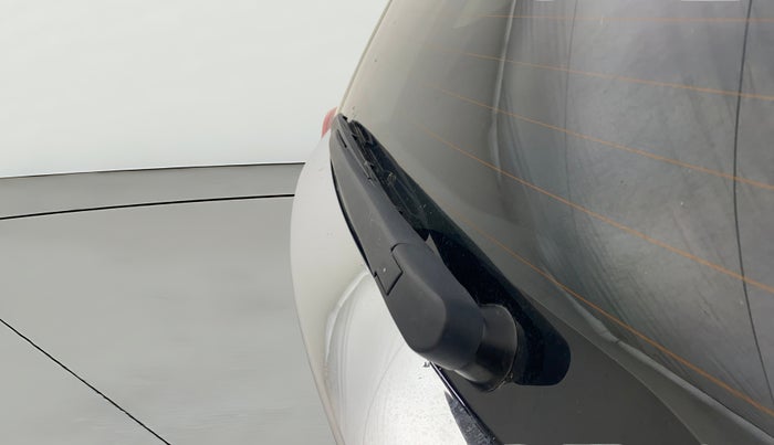 2023 Toyota Glanza V AMT, Petrol, Automatic, 29,377 km, Rear Wiper