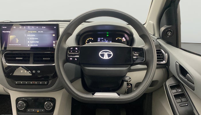 2025 Tata Tiago XZA, Petrol, Automatic, 3,852 km, Steering Wheel Close Up