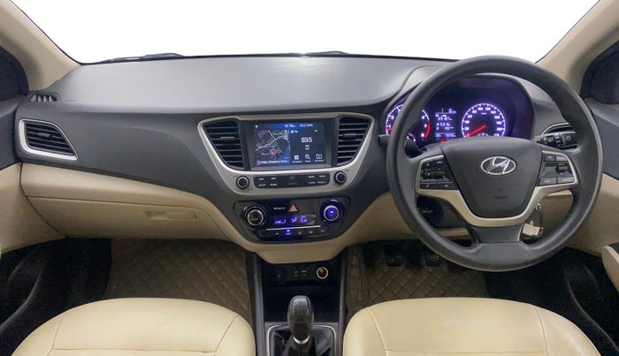 2017 Hyundai Verna 1.6 VTVT SX, Petrol, Manual, 79,333 km, Dashboard