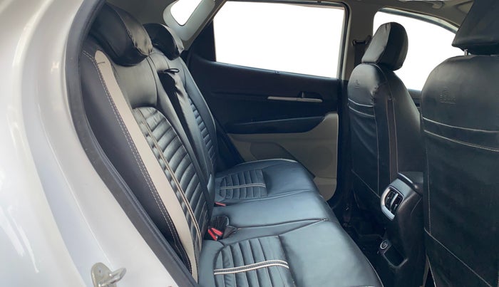 2021 KIA SONET HTX 1.0 IMT, Petrol, Manual, 29,512 km, Right Side Rear Door Cabin