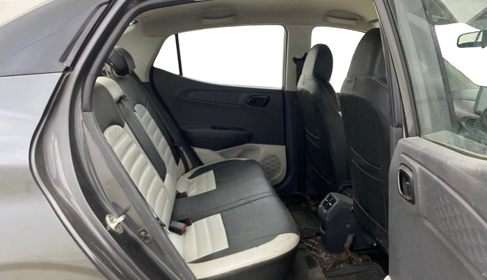 2021 Hyundai AURA S 1.2 CNG, CNG, Manual, 90,738 km, Right Side Rear Door Cabin