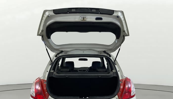2015 Maruti Swift LXI (O), Petrol, Manual, 50,195 km, Boot Door Open