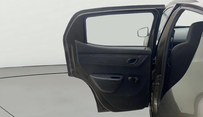 2017 Renault Kwid RXT 1.0 AMT (O), Petrol, Automatic, 33,232 km, LHS Rear Door