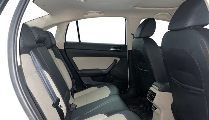 2023 Skoda SLAVIA STYLE 1.0L TSI AT, Petrol, Automatic, 37,294 km, Right Side Rear Door Cabin