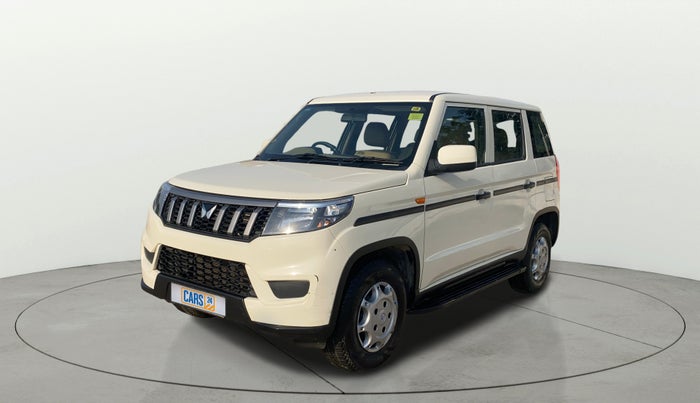 2023 Mahindra BOLERO NEO N 8, Diesel, Manual, 37,732 km, Left Front Diagonal