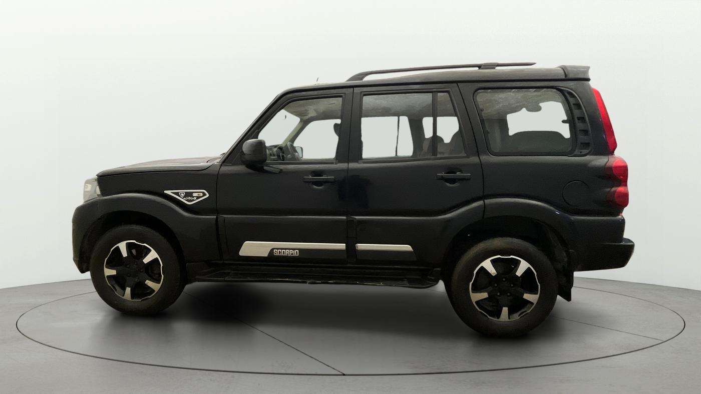 2023 Mahindra SCORPIO CLASSIC S11 7STR, Diesel, Manual, 45,154 km, Left Side
