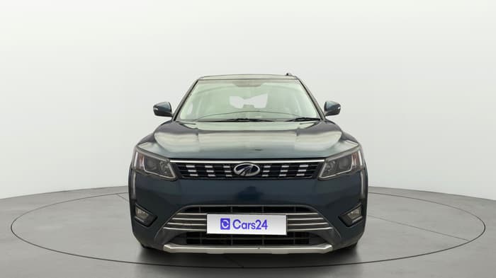 2021 Mahindra XUV300 W8 (O) 1.2 PETROL, Petrol, Manual, 39,130 km, Front