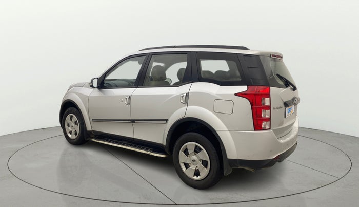 2017 Mahindra XUV500 W6 AT, Diesel, Automatic, 1,01,564 km, Left Back Diagonal