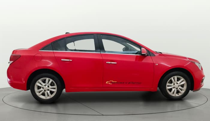 2017 Chevrolet Cruze LTZ AT, Diesel, Automatic, 1,39,509 km, Right Side View