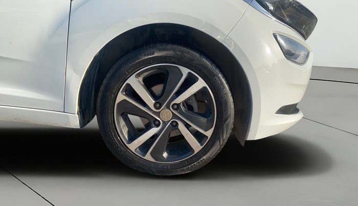 2020 Tata ALTROZ XZ DIESEL, Diesel, Manual, 96,355 km, Right Front Wheel